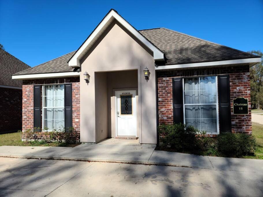 Chateau 18 Hammond Exterior foto